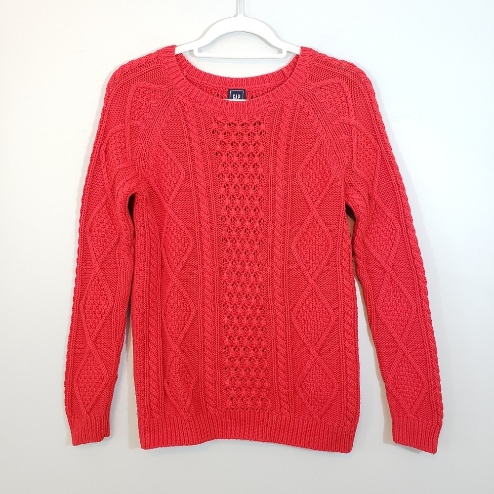 LIKE NEW! GAP Cable Knit Crewneck Sweater